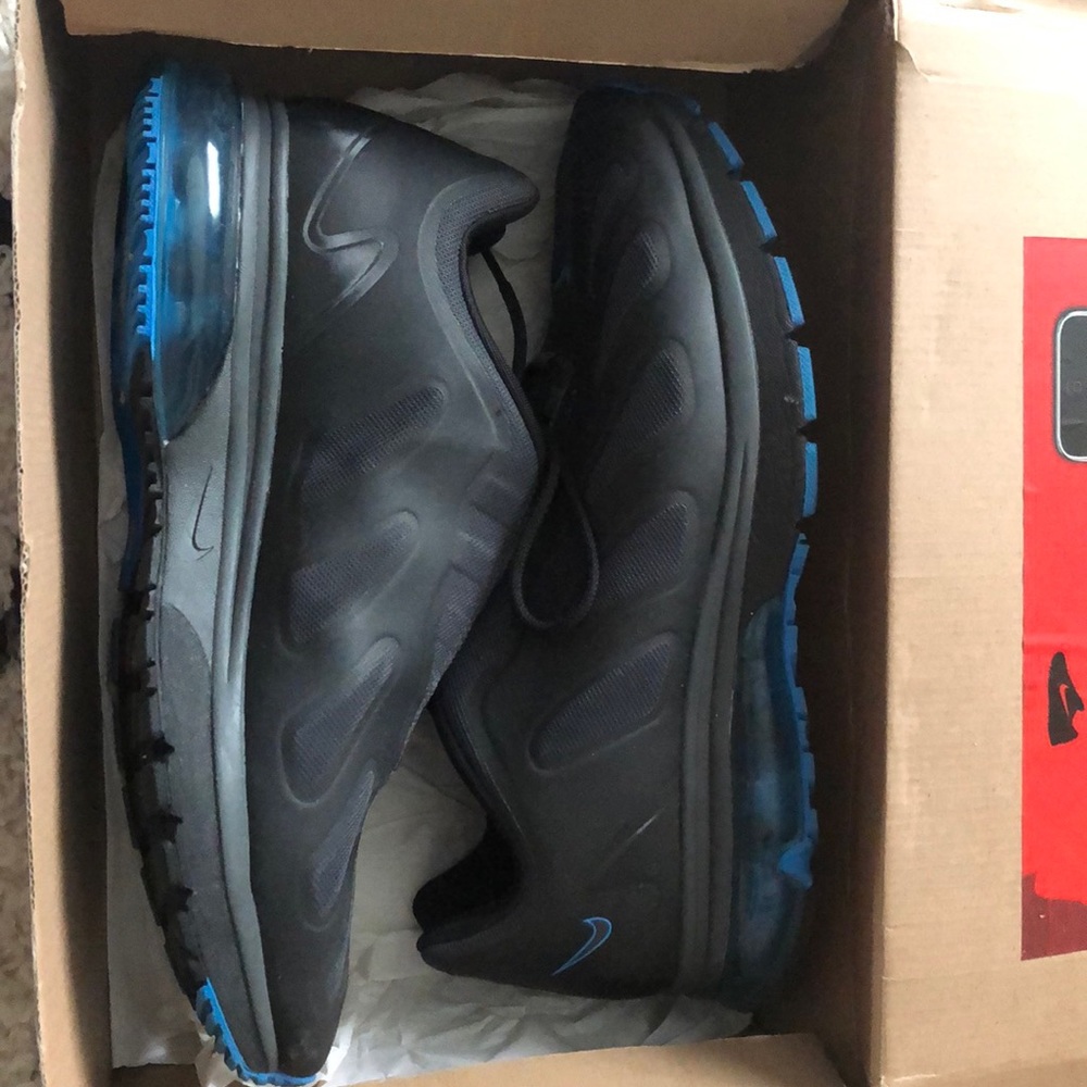 Air max evolve 96(bundle with other for discount)